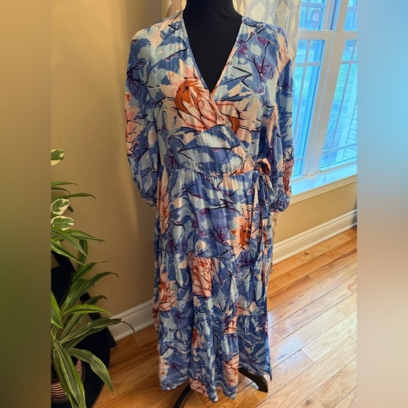 Urban Outfitters Giovanna Floral Wrap Midi Dress Printed Summer Smocked Womens S - Picture 2 of 14